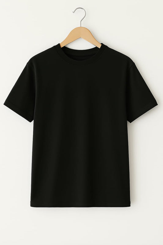 Black solid T-shirt